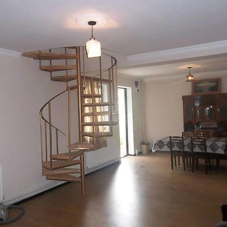 Hotel Nini Kazbegi Εξωτερικό φωτογραφία